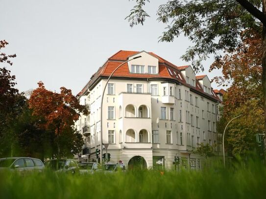 Temporary Vintage apartment in Friedenau