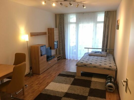 TOP LAGE - Möbiliertes 1-Zi. Appartment mit Balkon in Ludwigsvorstadt-Isarvorstadt