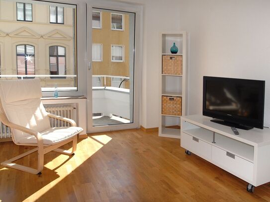 BusinessApartement, WLAN, washing machine/ double bed - Kö near/ Kö Bogen/ U bahn 300 m - garage optional