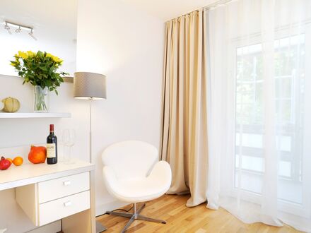 City4Home Apartment nähe Messe mitten im Park | Gorgeous suite close to city center, Frankfurt am Main