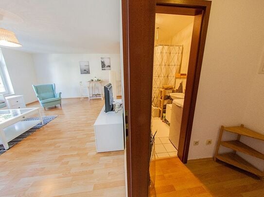 Furnished, nice and bright Apartment not far from Grünau (S-)Train Station