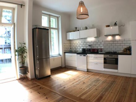 Schickes und wunderschönes Loft | Quiet spacious apartment next to Treptower & Görlitzer Park