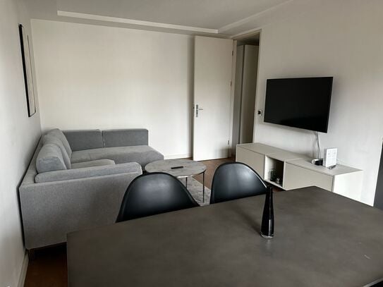 Bright and quiet 6th floor apartment courtyard facing on Friedrichstrasse next to U-Bahn station Mitte, Berlin - Amster…