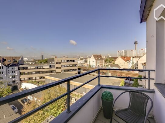 Wonderful, High-End Furnished Apartment in Unterbilk in Düsseldorf