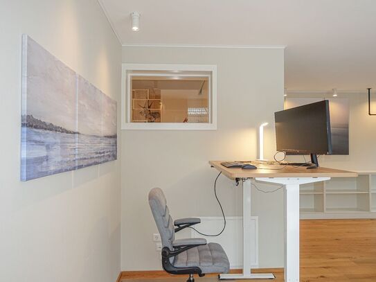 LUXOMES: Design Apartment with workspace, Nurnberg - Amsterdam Apartments for Rent