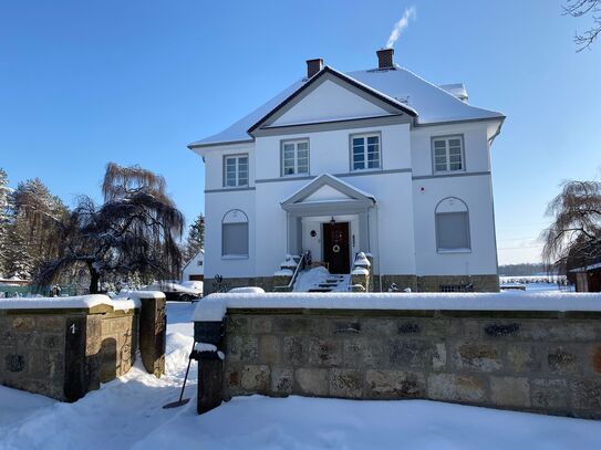 Villa mit 4000qm Grundstück gesichert Anlage