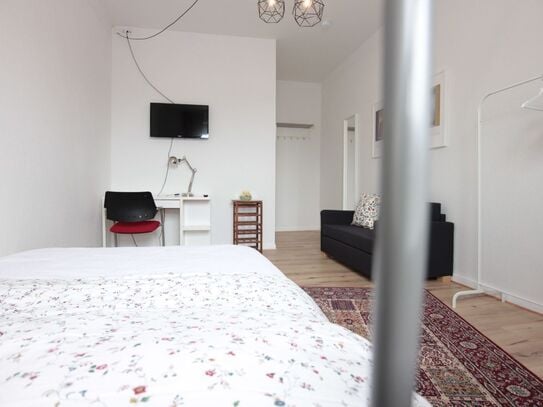 ❣City Center Apartment Near Nightlife & Shopping, Dusseldorf - Amsterdam Apartments for Rent