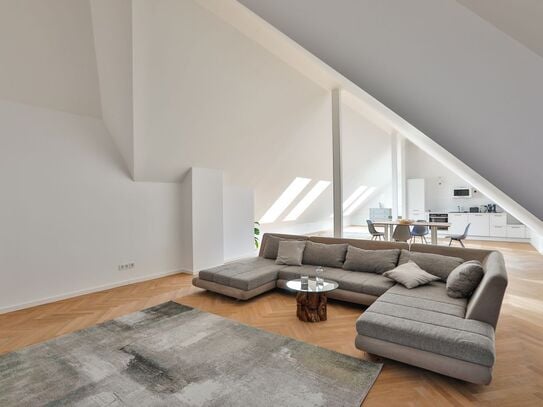 Light-flooded luxury apartment with designer furniture in the centre of Charlottenburg, Berlin - Amsterdam Apartments f…