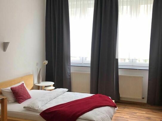 Großes, voll ausgestattetes Serviced Apartment mit 4 Schlafzimmern