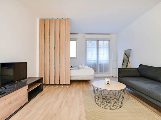 34m2 studio close to the Canal Saint Martin!