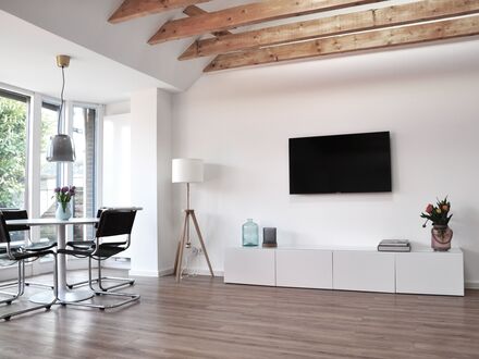 Wunderschönes Haus in Meerbusch. 10 Minuten nach Düsseldorf | Your Luxury Home in Meerbusch , 10-15 min. from Duesseldo…