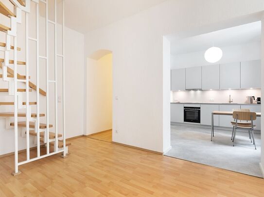 Beautiful duplex 2-room apartment in Simplonstrasse, Berlin - Amsterdam Apartments for Rent