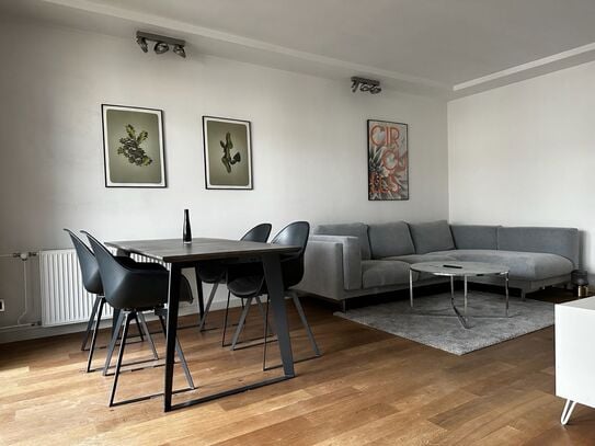 Bright and quiet 6th floor apartment courtyard facing on Friedrichstrasse next to U-Bahn station Mitte, Berlin - Amster…