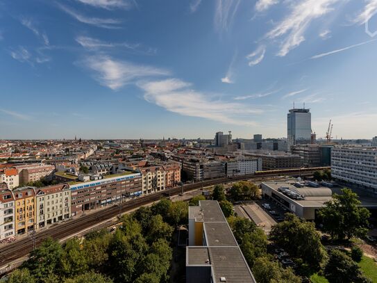 Hackescher Markt: Modernes Studio-Apartment mit spektakulärem Ausblick