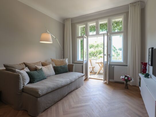 Wonderful, beautifully furnished 2room flat with south facing balcony in best location of Kreuzberg