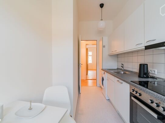 Wonderful & bright flat in popular neighbourhood, Friedrichshain