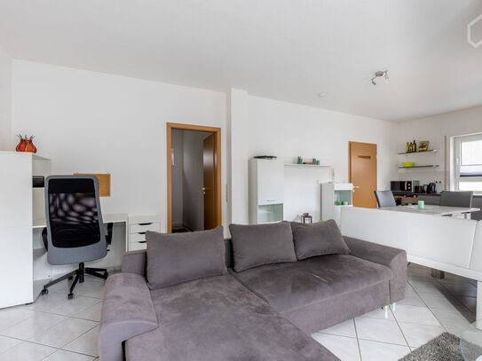 Modern, bright apartment with terrace and parking space quietly located in Kaiserslautern, Kaiserslautern - Amsterdam A…