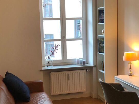 Großzügige Luxus 3-Zimmer-Wohung im Herzen von München