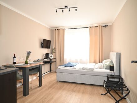 Premium Studio "Johanna" Rüttenscheid/Messe ~ Netflix ~ WLAN ~ TV ~ Nespresso Machine ~ All In | Premium Studio "Johann…