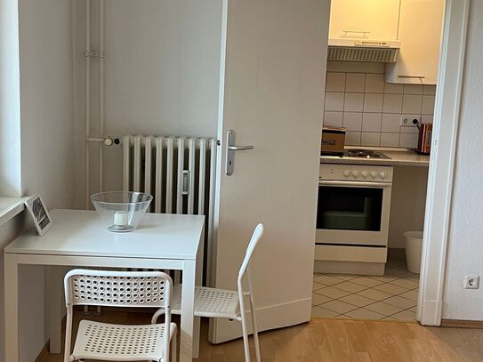 Sunny and cozy Studio with balcony in Schöneberg, Berlin - Amsterdam Apartments for Rent