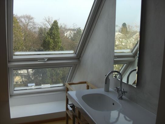 Stylish studio with the highest roof terrace in Bonn's Südstadt +++ right on the university campus