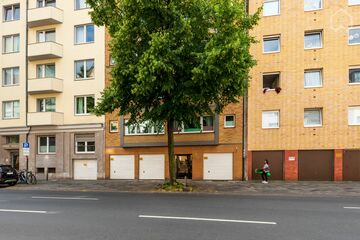 Frisch sanierte, modern eingerichtet und zentral gelegene Wohnung in Düsseldorf