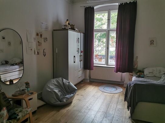 family flat in Schöneberg, Berlin from 2025 January 15th to June 15th, Berlin - Amsterdam Apartments for Rent