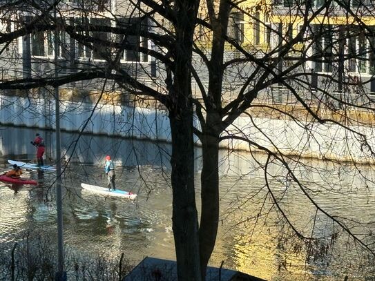 Charmantes Zuhause direkt am Wasser