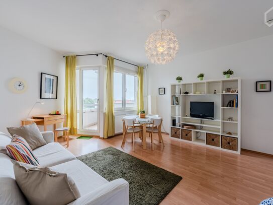 Liebevoll eingerichtete Wohnung mit Balkon am Halensee (Berlin)