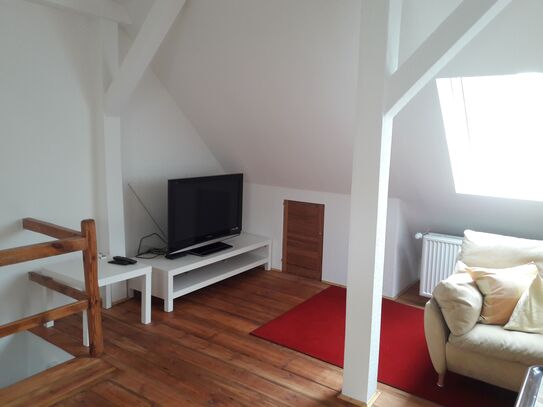 PERFECT LOCATION - beautiful, bright, renovated maisonette apartment –