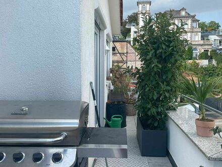 Exklusive Penthouse-Wohnung über den Dächern Neustadts! | Exclusive penthouse flat above the roofs of Neustadt!