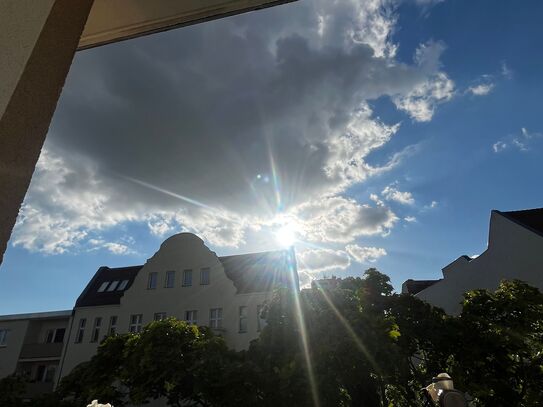 quiet city center west - 2-room apartment, sunny balcony in Charlottenburg