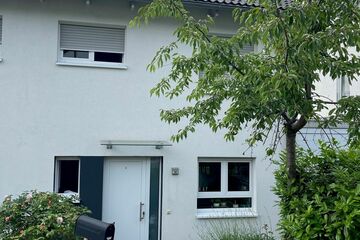 Idyllisches Haus mit gehobener Ausstattung und viel Platz für die Familie!