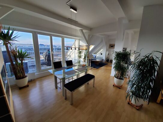 Exklusives 3-Zimmer Loft-Apartment mit Dachterrasse, Panoramablick und direkter Nähe zum Schloss Charlottenburg (90m²)