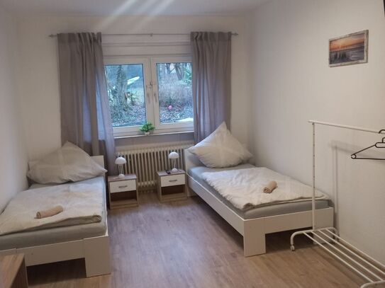 Bright & wonderful home located in Wuppertal, Wuppertal - Amsterdam Apartments for Rent