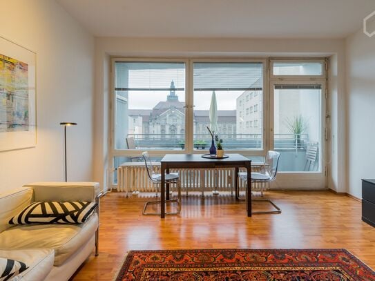 1-room apartment with kitchen, bathroom, balcony and parking space in Schöneberg