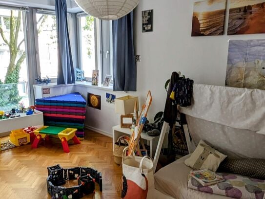 Bright and beautiful apartment in Hamburg St. Pauli for interim rent | Jan / Feb 2025