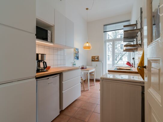 New furnished apartment with balcony next to the Spree, Charlottenburg