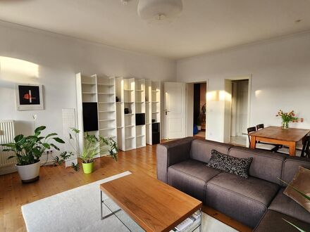 Helle Wohnung in Mitte - perfekte Lage und Balkon mit Sonne | Spacious & bright apartment located in Berlin Mitte - per…