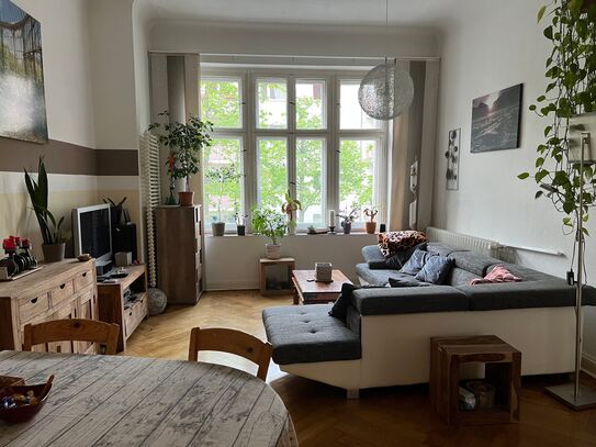 Schöner heller Altbau im grünen Treptow (Berlin)