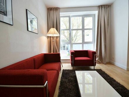 Exquisites, voll möbliertes 2-Zimmer Designer Apartment auf Zeit in Frankfurt am Main Nähe Grüngürtel