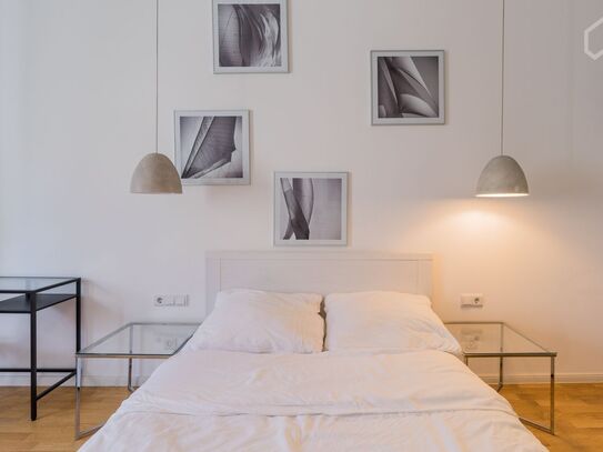 2 Bedrooms Appartment at the Spree, Berlin - Amsterdam Apartments for Rent