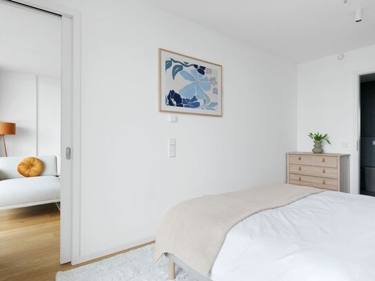 MODERN 2 ROOM LUXURY APARTMENT ON 11th FLOOR EDEN TOWER IN CENTRAL FRANKFURT, Frankfurt - Amsterdam Apartments for Rent