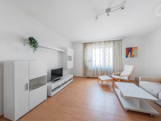 Awesome and bright 2 room apartment in Munich nearby Isar Beach und Marienplatz