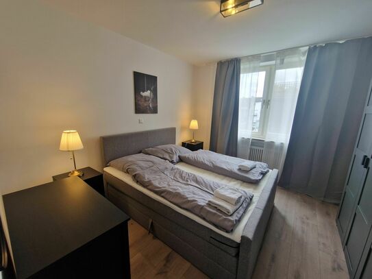 Schöne 3-Zimmer-Wohnung mit tollem Balkon in Top-Lage in Düsseldorf