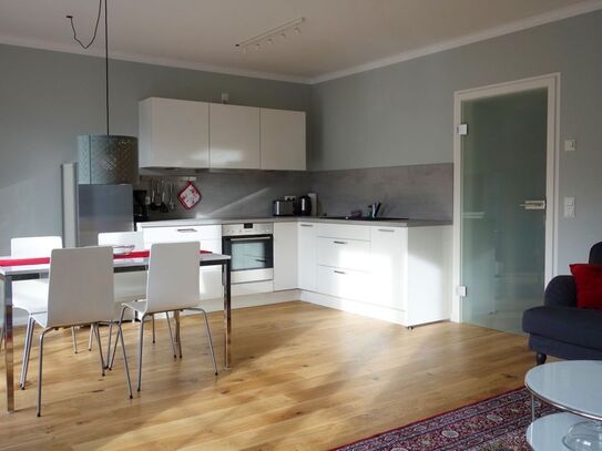 Light-flooded 3-room apartment in Cologne