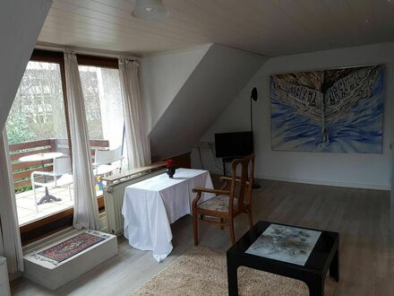 2 geräumige, möblierte Zimmer mit Küche und Bad in grüner Umgebung in HH-Bramfeld