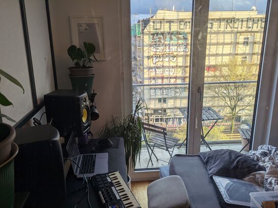 Modernes Studio-Apartment: Wohnen und Arbeiten in Neukölln