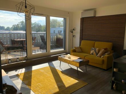 Exklusive 2-Zi.-Penthouse-Wohnung in Wesseling (Köln-Bonn) Südausrichtung voll möbliert mit Dachterrasse | Sunny Exclus…