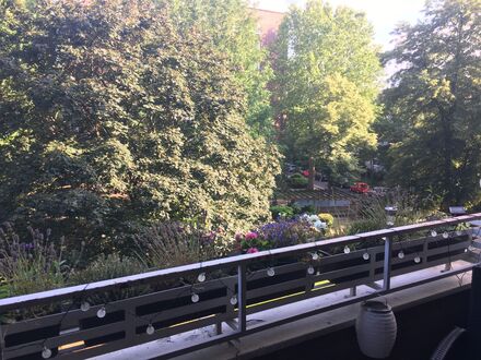 Wunderschöne 95qm Wohnung in Köln, Bilderstöckchen ab dem 1.3.20 für 6 Monate bis zu einem 1 1/2 Jahren unterzuvermiete…